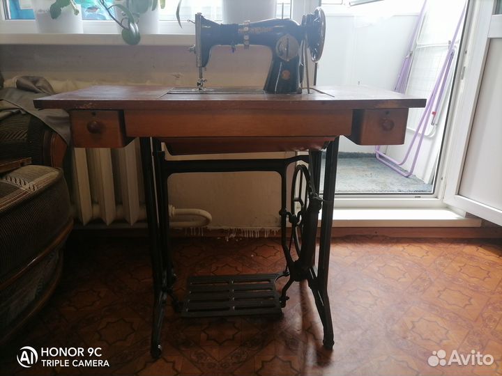 Швейная машинка