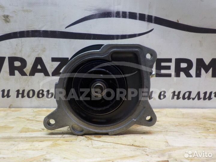 Насос водяной (помпа) Skoda Rapid