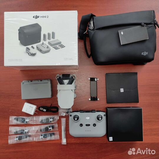 DJI Mini 2 Fly More Combo