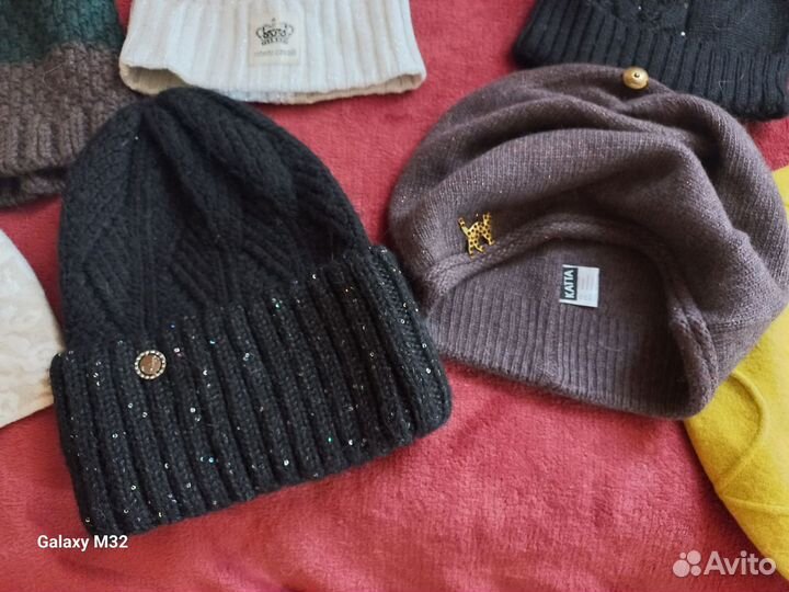 Шапки женские