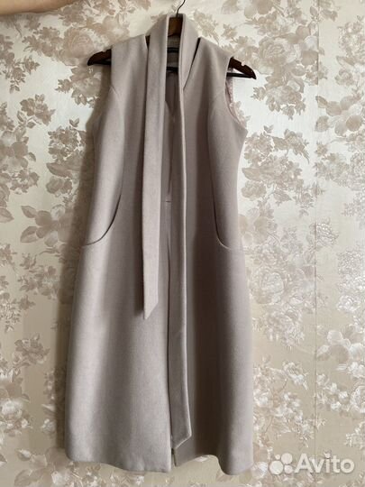 Пальто без рукавов