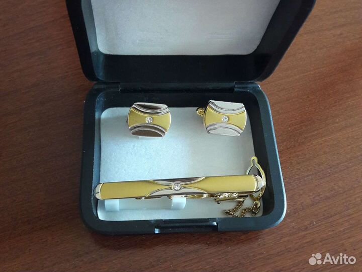 Запонки мужские