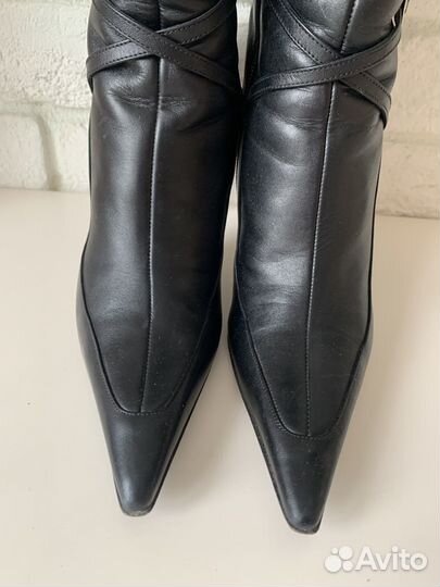 Сапоги зимние на шпильке Maria Тussi 37 р