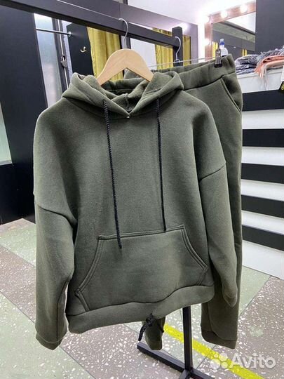 Спортивный костюм