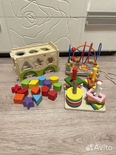 Развивающие игрушки