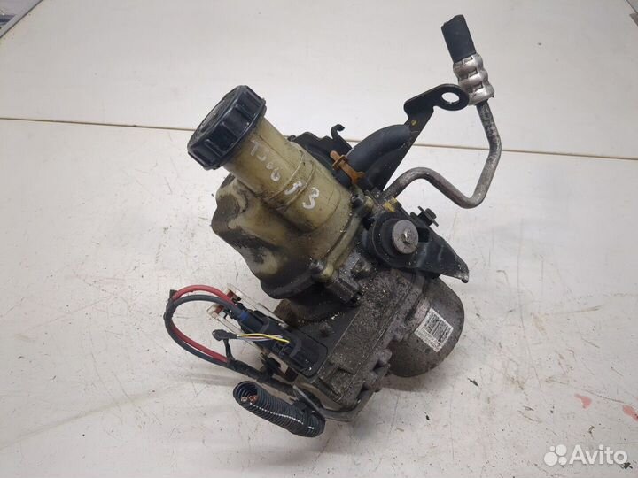 Насос усилителя руля Dacia Sandero 2012, 2015