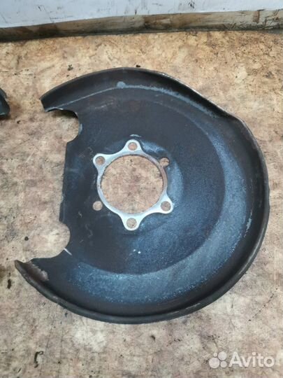 Пыльник тормозного диска задний Mitsubishi Asx SUV