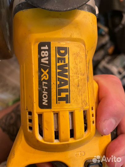 Аккумуляторная болгарка девольт