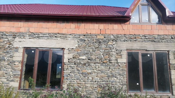 Дом 168 м² на участке 4,5 сот.