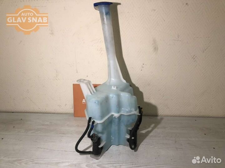 Бачок омывателя в сборе