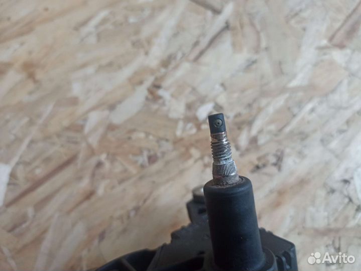 Моторчик заднего дворника Volkswagen Lupo