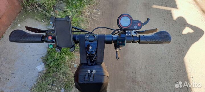 Самокат взрослый электрический бу