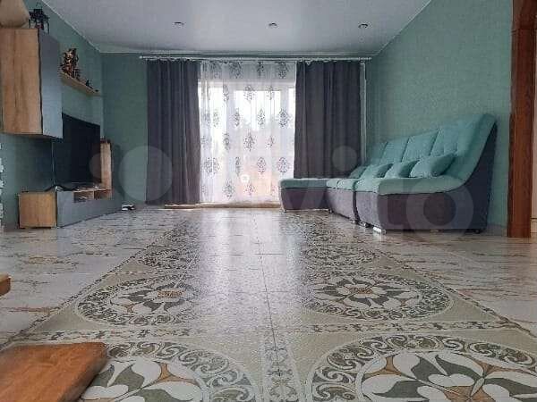 Дом 129 м² на участке 6 сот.