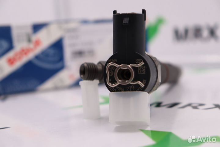 Форсунка топливная 0445110279