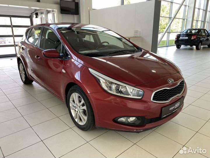 Kia Ceed 1.6 AT, 2012, 90 669 км