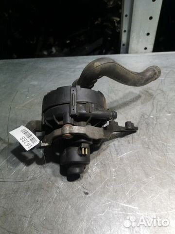 Насос продувки катализатора Mercedes C-Class W204