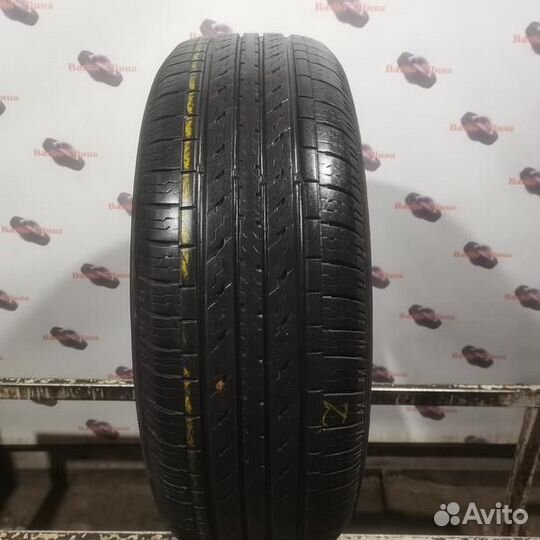 Nexen Roadian 571 235/65 R17