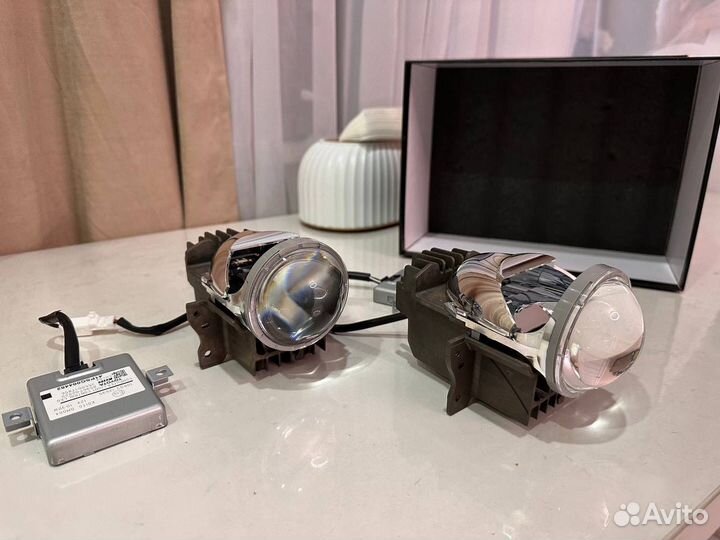 Оригинальные LED линзы koito toyota lexus