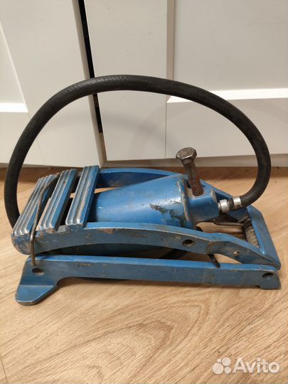 Насос ножной СССР