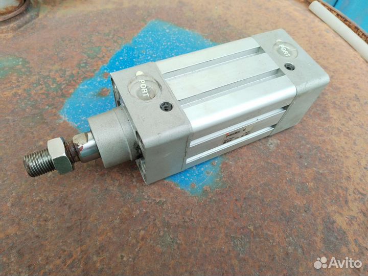 Пневмоцилиндр smc