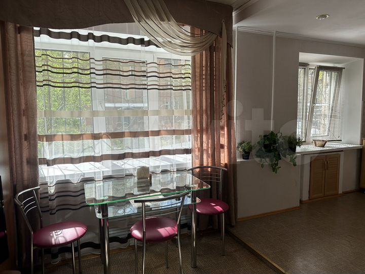 1-к. квартира, 42 м², 1/5 эт.