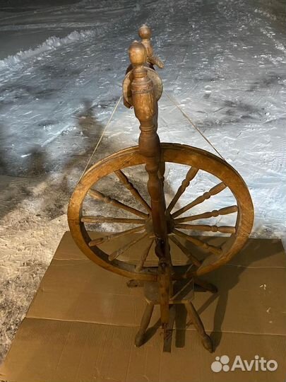 Прялка деревянная старинная
