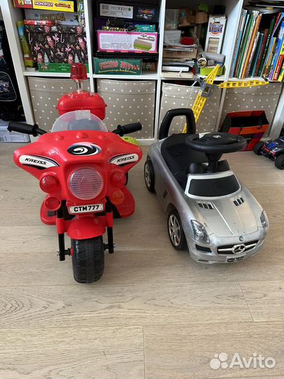Мотоцикл и машинка толокар мерседес