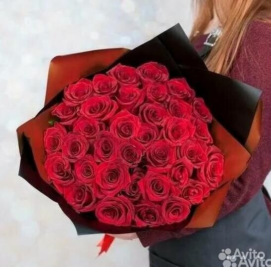 Букет из 25 красных роз с доставкой