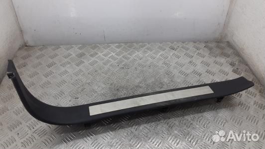 Накладка порога внутренняя левая hyundai genesis