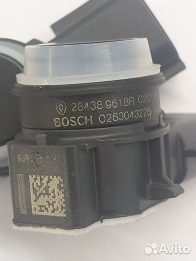 284389618r датчик парковки
