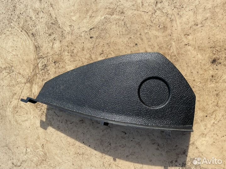 Бмв 1 f20 накладка пластик торпедо правая