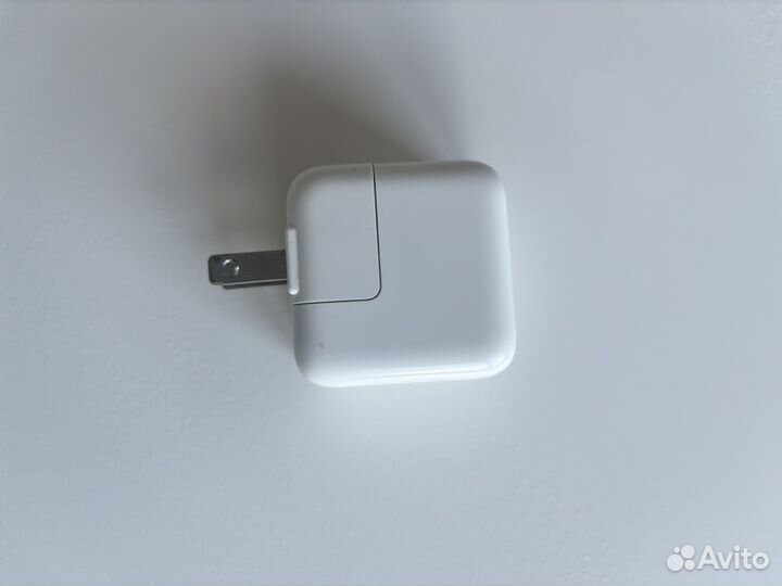 Адаптер Apple USB2.0 model 1401, 12W 5,2V 2,4А