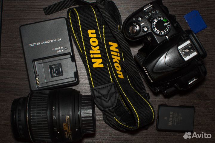 Nikon D3100 body + объектив 18 – 55