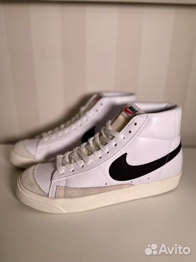 Кроссовки Nike blazer