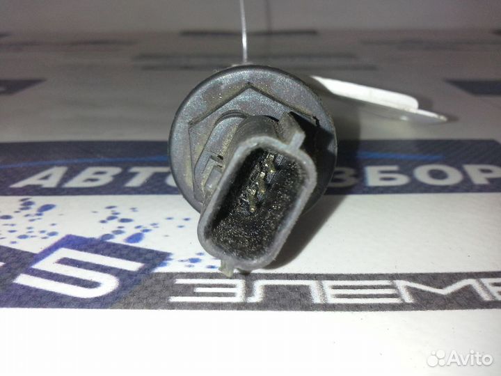 Датчик скорости Renault Logan