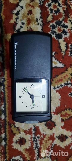 Часы будильник