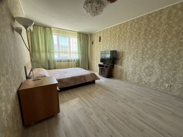 2-к. квартира, 73 м², 3/16 эт.