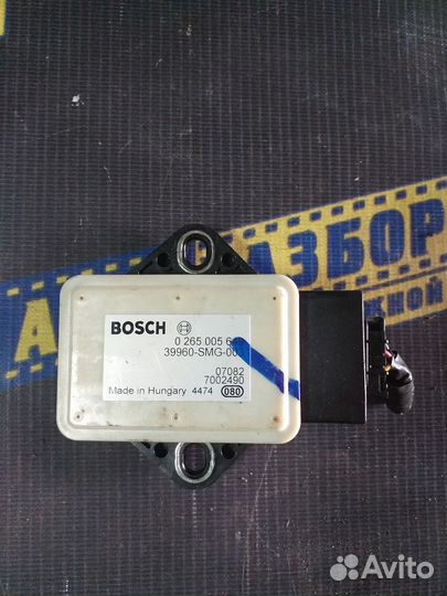 Датчик ускорения Хонда Цивик 8 5Д