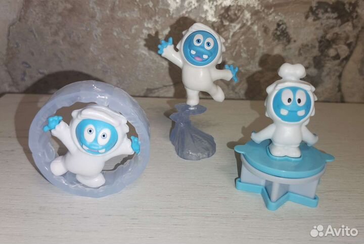 Игрушки Kinder maxi, разные серии