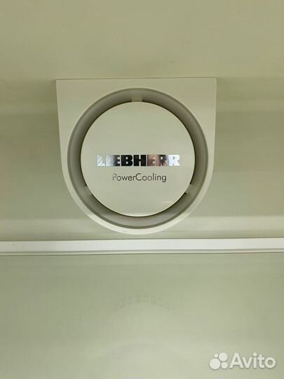 Встраиваемый холодильник 