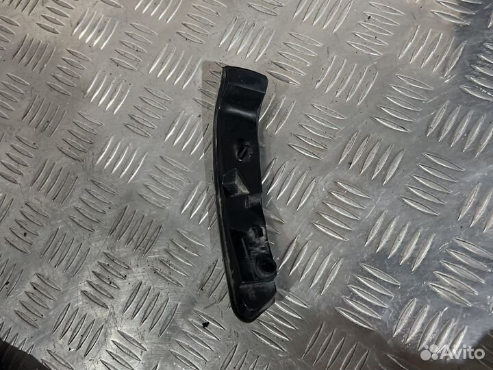 Поворотник в зеркало правый kia cerato 3