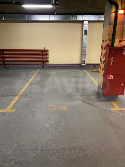 Машиноместо