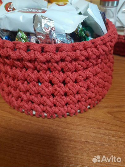 Вязаные корзинки ручной работы
