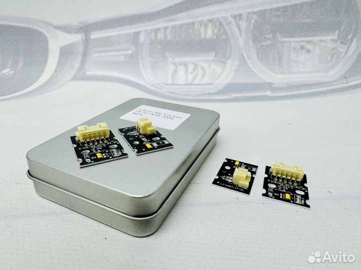 Желтые модули фар BMW F22 F23 F87 рест