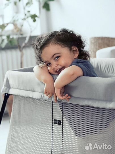 Детская кроватка манеж BabyBjorn