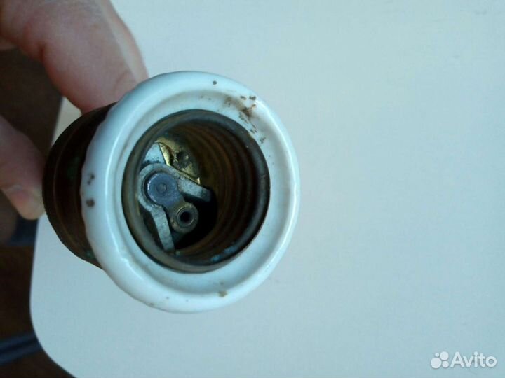 Старинный латунный патрон светильника