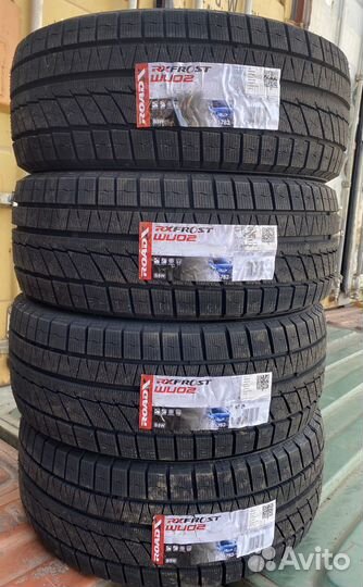 RoadX RX Frost WU02 235/40 R19 95T