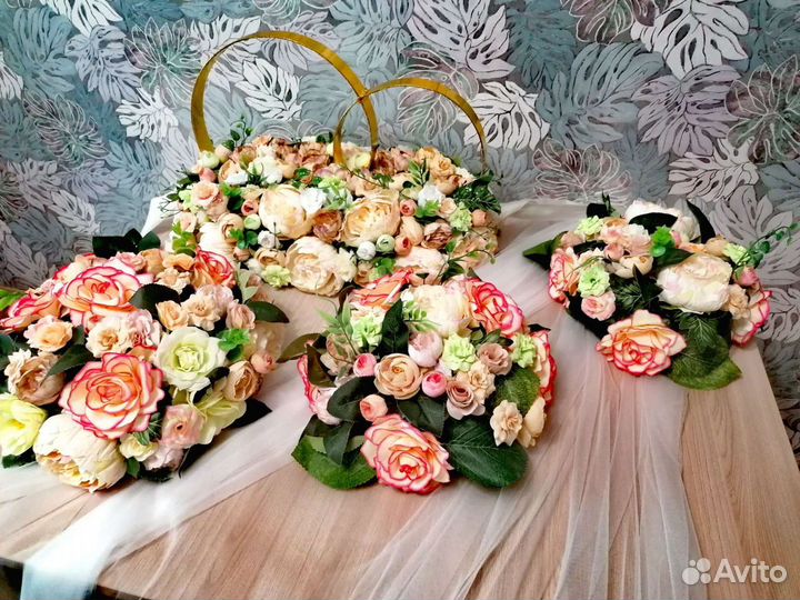 Свадебные украшения на машину