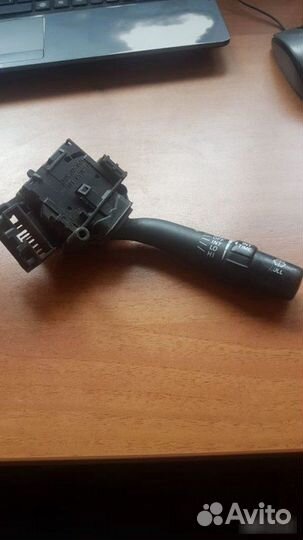 Подрулевой переключатель Toyota Avensis