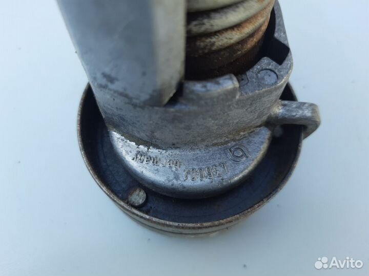 Ролик натяжитель Volkswagen Golf 4